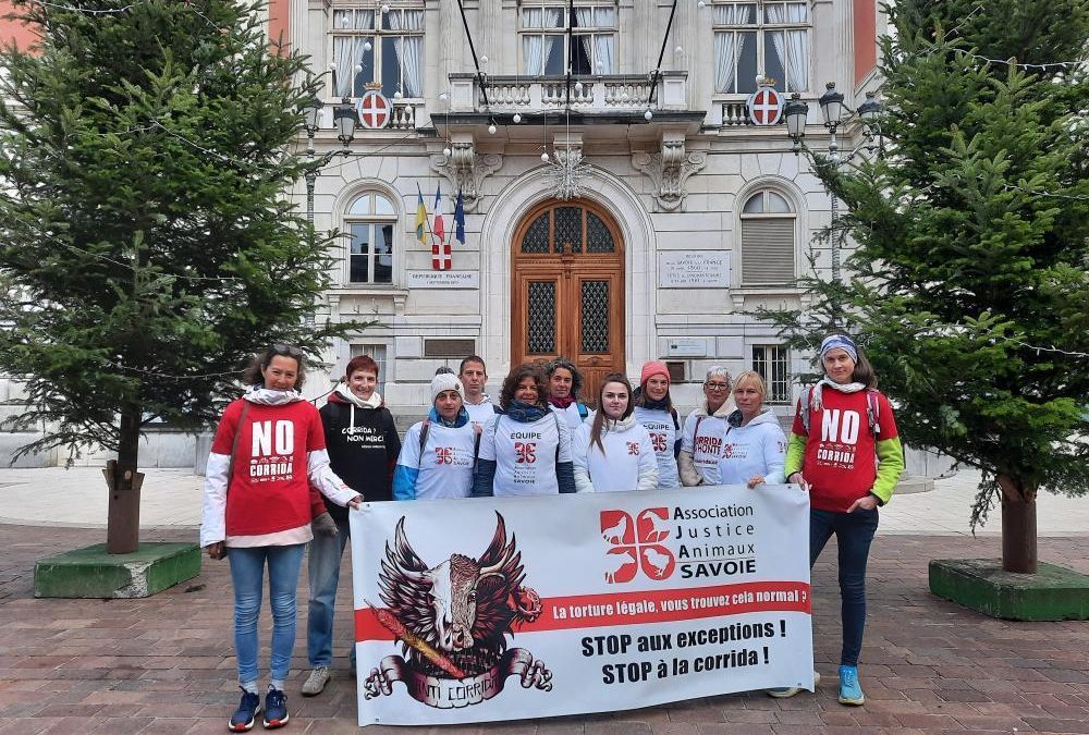 Manifestation à Chambéry pour l’interdiction de la corrida